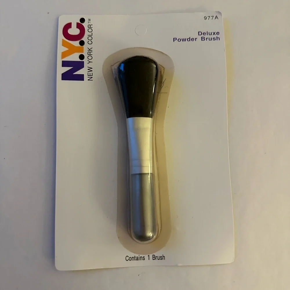 Lot of 3 New York Color deluxe powder brush